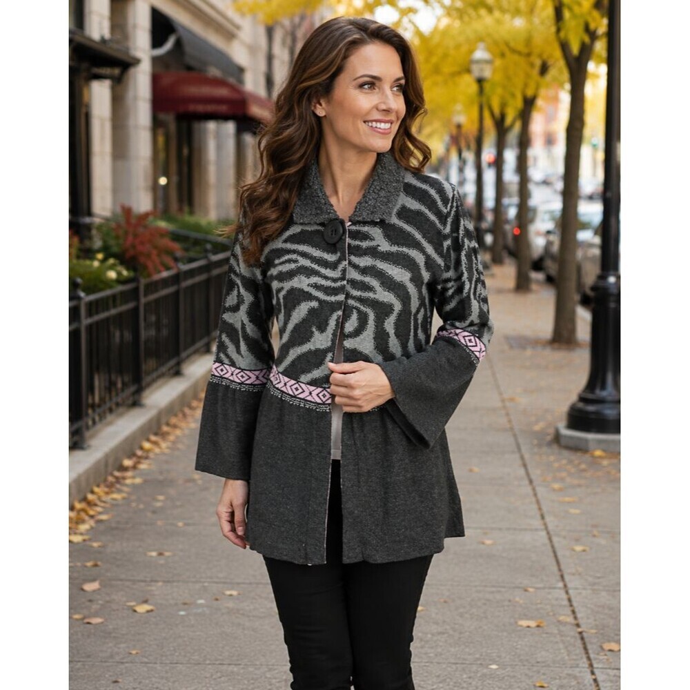Skovhuus Wool Blend Cardigan Sweater Women M Gray Zebra Collar Button Jacket